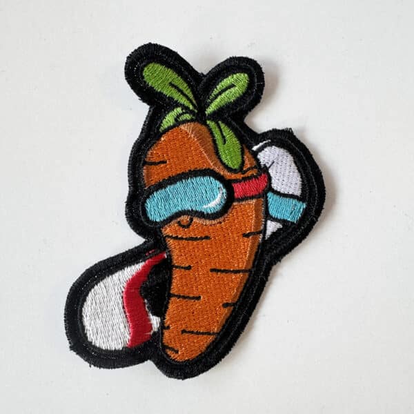 Iron on patch - Snowboarding Carrot